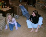 E8700-20051224-DSCN2035 : 2005, Alison Mull, Amy, Christmas, Leslie