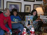 E8700-20051226-DSCN2079 : 2005, Christmas, Dad, Holly, Martha