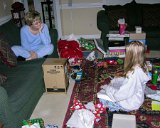 E8700-20061225-DSCN3705  Lois and Alison : 2006, Alison Mull, Christmas, Lois