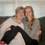 Lois & Alison couch 2  Lois & Alison pose on the couch xmas 2014 : 2014, Alison Mull, Christmas, Lois, Sirna Reunion Board