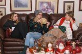 ILCE-6000-20161226-DSC03616 : 2016, Alison, Christmas, Lois, Meghan
