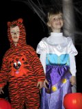 115-1538 IMG : 2001, Alison, Halloween