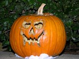 E8700-20041105-DSCN0603  Holloween 2004 Pumpkin Carving Jackolantern : 2004, Halloween