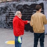Madrid - Puerta del Sol - Before I Die...  Before I Die I Want To... Almost everything we want to do before you die has to do with values.  Why not continue to promote the causes that matter to us then?   Bell Legacy Solidarity  Antes de Morir Quiero… Casi todo lo que queremos hacer antes de morir tiene que ver con valores.  Por qua no seguir promoviendo las causas que nos importan despues?  Campana Legado Solidario : 2015, Madrid, Puerta del Sol, Spain