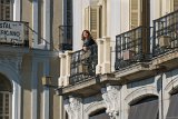 Madrid - Puerta del Sol Girls On Hotel Balcony  Girls on balconies of Hotel Europ in Puerto Del Sol. : 2015, Madrid, Puerta del Sol, Spain, Teresa