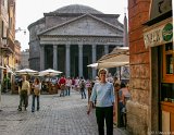 E8700-20041003-DSCN0070  Italy Rome Pantheon Lois : 2004, Italy, Lois, Pantheon, Rome