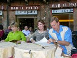 E8700-20041007-DSCN0336  Italy Sienna Piazza Il Campo lunch Lois Teresa Hal : 2004, Hal, Italy, Lois, Sienna, Teresa, Tuscany
