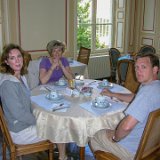 E8700-20060610-DSCN2893 : 2006, Bayeux, France, Hal, Lois, Teresa, _year_