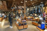 ILCE-6500-20180511-DSC01624 : 2018, Seattle, Starbucks Reserve, restaurants