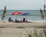 ILCE-6500-20200913-DSC07097  Holden Beach NC with Siphers family : 2020, Amy Siphers, Holden Beach, Leslie Siphers, NC, Pipa dog, animals, beach